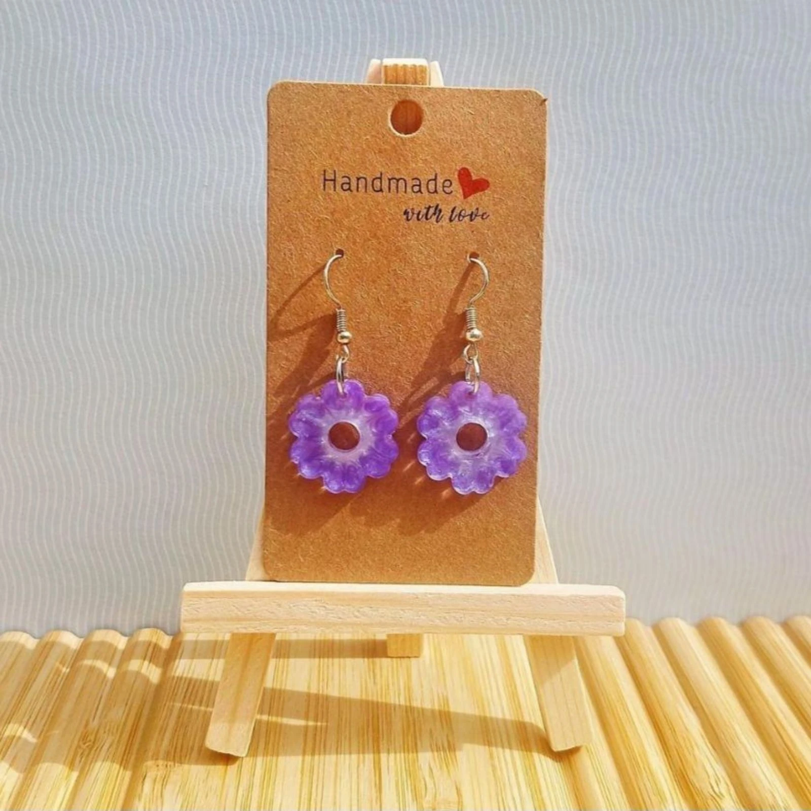 Boucles d'oreilles fleurs mauves 